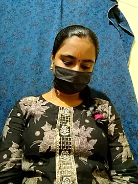 mini-queen online show from 12/17/25, 11:27