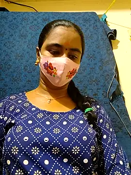 mini-queen online show from 02/20/26, 04:07