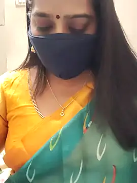 saritha29 online show from 11/17/25, 05:08