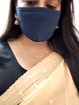 saritha29 online show from 06/17/26, 05:03