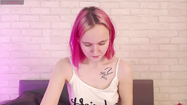 Ericha Stone online show from 10/14/25, 08:26