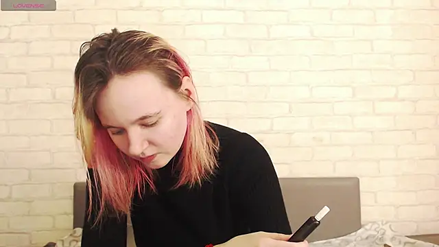 Ericha Stone online show from 03/04/26, 08:09