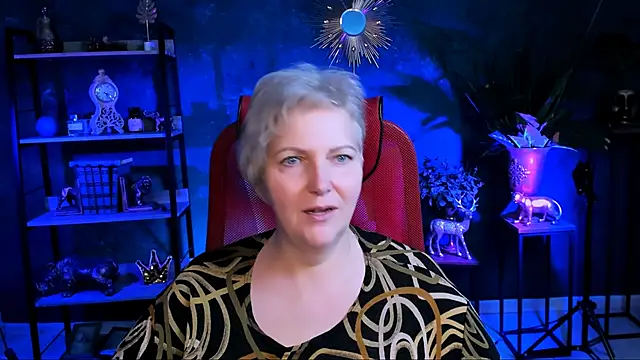 MaryMogan online show from 10/13/25, 12:38