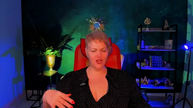 MaryMogan online show from 11/07/25, 08:36