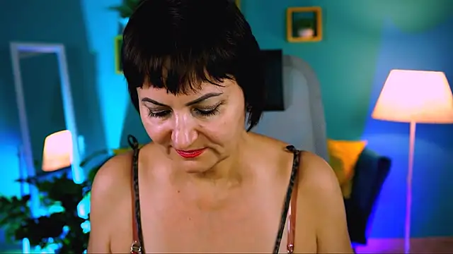 HelenBeler online show from 11/16/25, 12:55