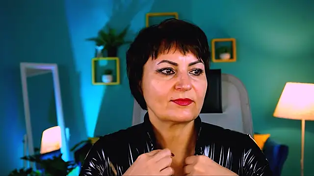 HelenBeler online show from 11/17/25, 05:46