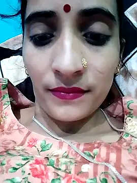 Snapshot of Pahadi_couple chatting on 10/05/25, 03:49 Pahadi couple online show from 10/05/25, 03:49
