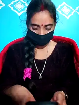 Pahadi couple online show from 11/26/25, 08:48