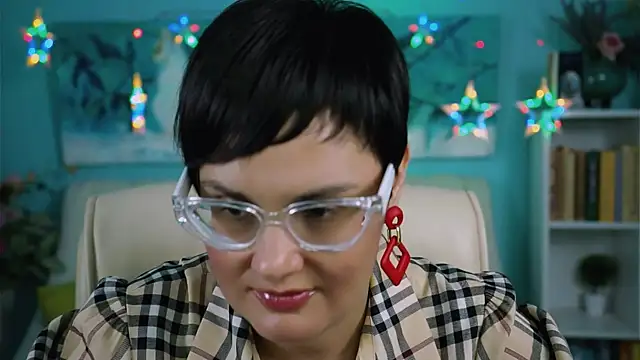 LauraDavidsons online show from 11/05/25, 04:07