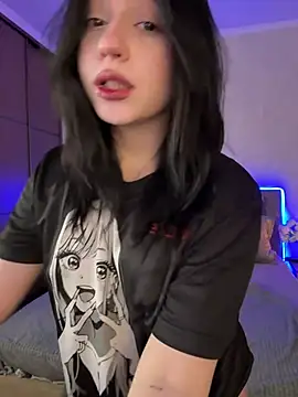 YourLittleDevil online show from 03/17/26, 05:11