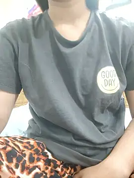 midnightmuse-03 online show from 02/11/26, 09:36