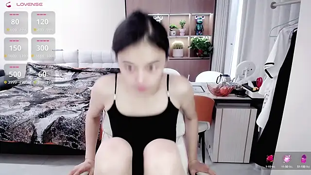 Snapshot of Xiao-zuzongl chatting on 09/21/25, 04:25 Xiao-zuzongl online show from 09/21/25, 04:25