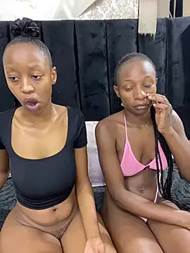 SexyPetitex25 online show from 02/20/26, 07:47