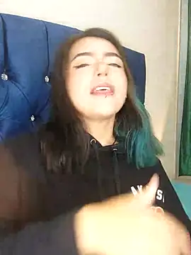 Snapshot of sammy_bunny1 chatting on 09/15/25, 06:02 sammy bunny1 online show from 09/15/25, 06:02