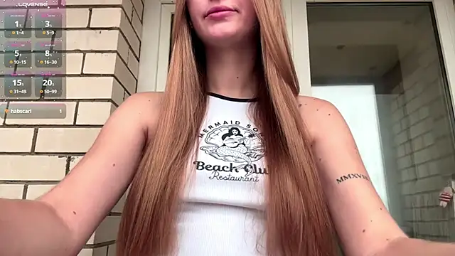 Snapshot of SweetJinny88 chatting on 11/05/25, 07:30 SweetJinny88 online show from 11/05/25, 07:30