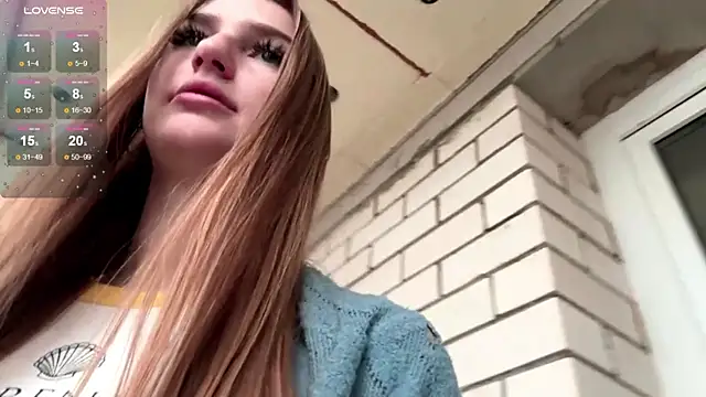 Snapshot of SweetJinny88 chatting on 11/22/25, 09:30 SweetJinny88 online show from 11/22/25, 09:30