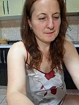 Fluturas2 online show from 11/17/25, 09:20