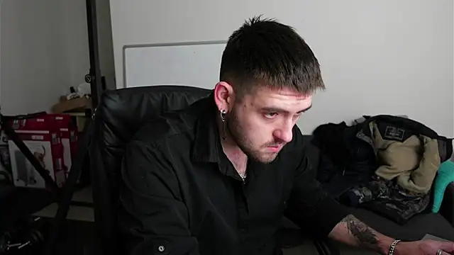 Mike Platano online show from 12/13/25, 08:25