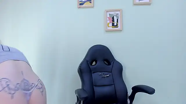 sophieturner mg online show from 06/09/26, 07:03