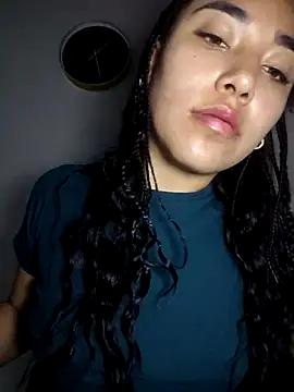 AmberGold- online show from 11/19/25, 08:47