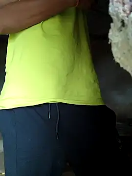 Snapshot of onlymasti00 chatting on 10/08/25, 12:30 onlymasti00 online show from 10/08/25, 12:30