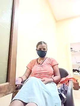 Snapshot of malteejat chatting on 09/25/25, 04:21 malteejat online show from 09/25/25, 04:21