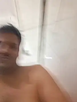 Snapshot of chiikuloveu chatting on 11/05/25, 06:46 chiikuloveu online show from 11/05/25, 06:46