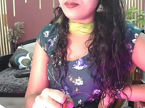 shaalu sharma online show from 10/11/25, 07:40