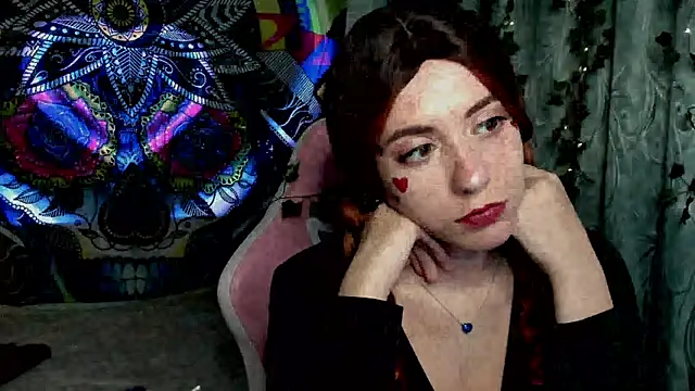 mona fly online show from 10/19/25, 03:56