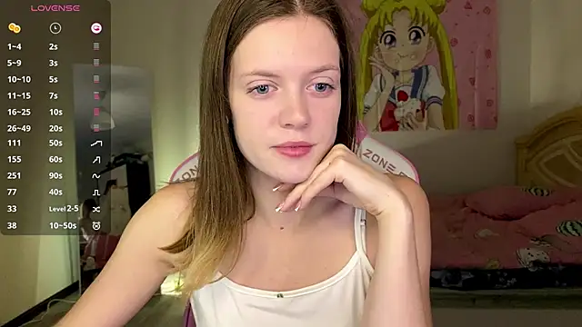 VibeQueenLucy online show from 11/17/25, 10:21