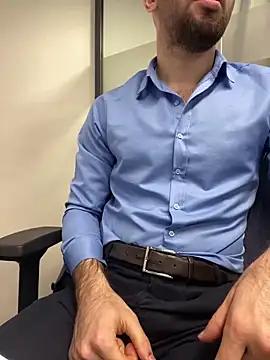 Snapshot of speddy34 chatting on 02/06/26, 06:29 speddy34 online show from 02/06/26, 06:29