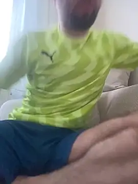 Snapshot of speddy34 chatting on 02/14/26, 09:06 speddy34 online show from 02/14/26, 09:06