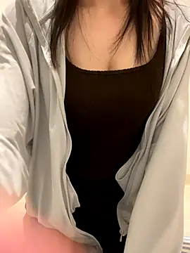 Snapshot of yayoi_jp chatting on 11/04/25, 04:06 yayoi jp online show from 11/04/25, 04:06