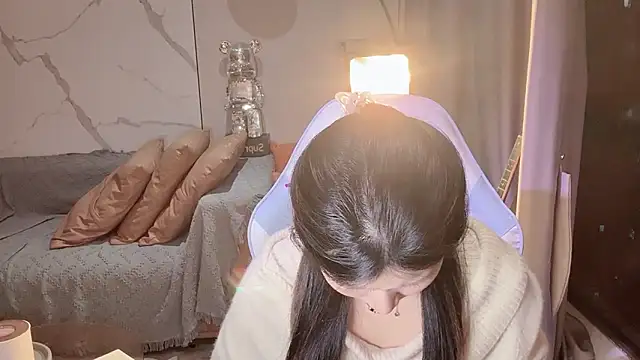 Lixinel-520 online show from 12/01/25, 01:05