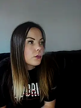 SexyLoLoUK online show from 12/02/25, 01:39