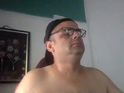 Katracho6969 online show from 05/03/26, 04:57