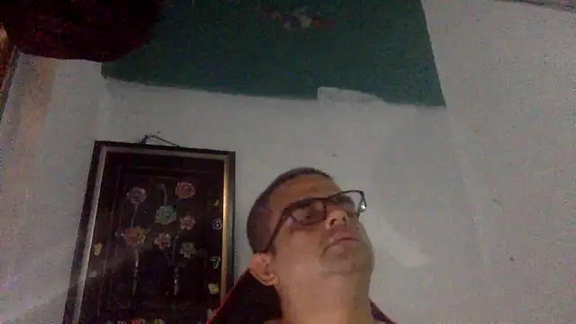 Snapshot of Katracho6969 chatting on 05/18/26, 01:45 Katracho6969 online show from 05/18/26, 01:45