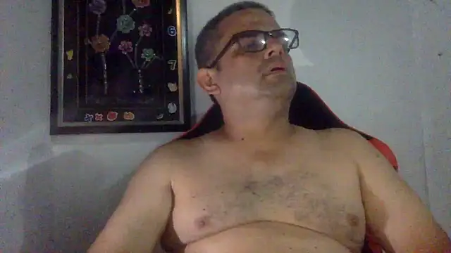 Snapshot of Katracho6969 chatting on 05/19/26, 01:11 Katracho6969 online show from 05/19/26, 01:11