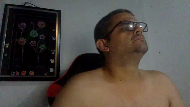 Snapshot of Katracho6969 chatting on 05/25/26, 01:55 Katracho6969 online show from 05/25/26, 01:55