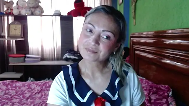 Snapshot of _Charlize_theron_ chatting on 09/26/25, 07:18 Charlize theron online show from 09/26/25, 07:18