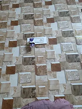 Snapshot of QUEEN-ADITI chatting on 09/19/25, 01:34 QUEEN-ADITI online show from 09/19/25, 01:34