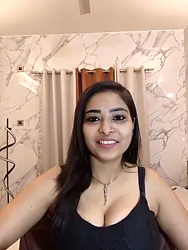 Snapshot of QUEEN-ADITI chatting on 02/27/26, 06:08 QUEEN-ADITI online show from 02/27/26, 06:08