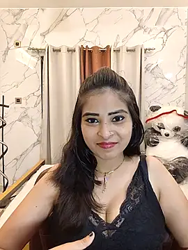 Snapshot of QUEEN-ADITI chatting on 03/29/26, 05:46 QUEEN-ADITI online show from 03/29/26, 05:46