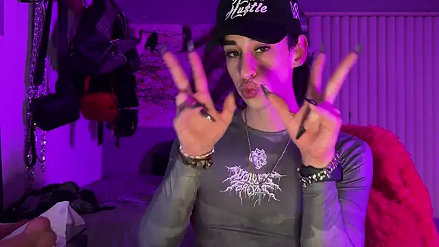 xoFrankie online show from 02/11/26, 06:18