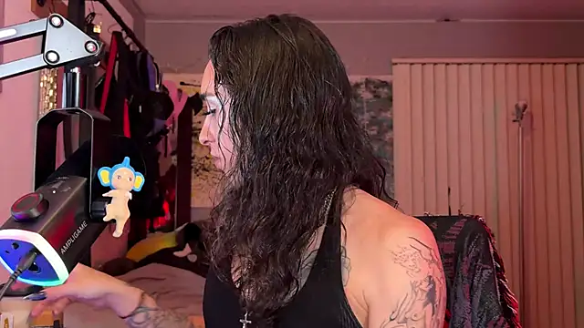 xoFrankie online show from 06/29/26, 04:30