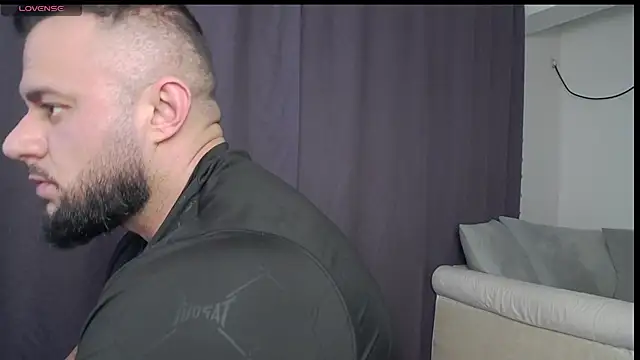 Snapshot of RickyMiami1 chatting on 03/22/26, 07:50 RickyMiami1 online show from 03/22/26, 07:50