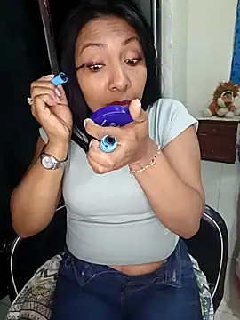 pocahontas nex online show from 11/28/25, 10:01