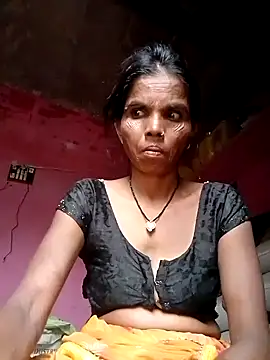 Snapshot of Sapn_aa chatting on 09/18/25, 12:18 Sapn aa online show from 09/18/25, 12:18