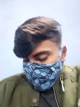 Snapshot of YourTarzan chatting on 01/09/26, 08:10 YourTarzan online show from 01/09/26, 08:10