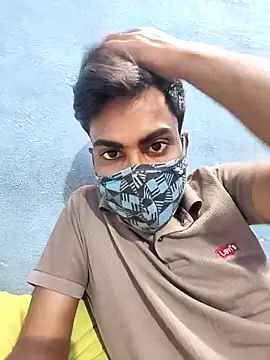 Snapshot of YourTarzan chatting on 04/03/26, 02:04 YourTarzan online show from 04/03/26, 02:04